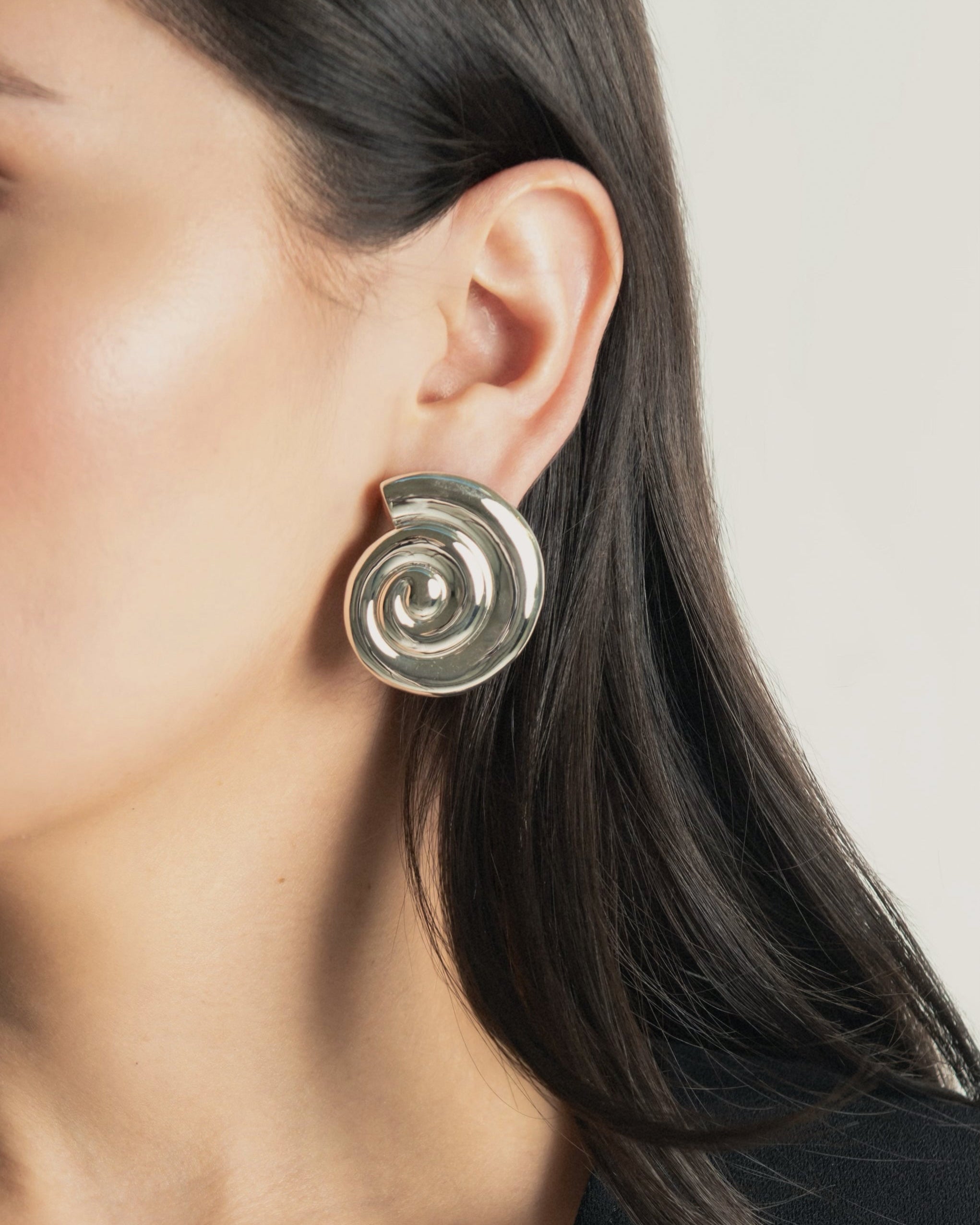 【HYERES LOR】Noailles double circle Silver earring 20mm HYERES LOR】Noailles double circle Silver earring 20mm